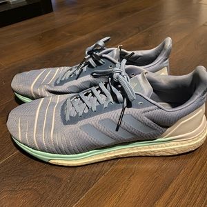 Adidas Shoes Size 10